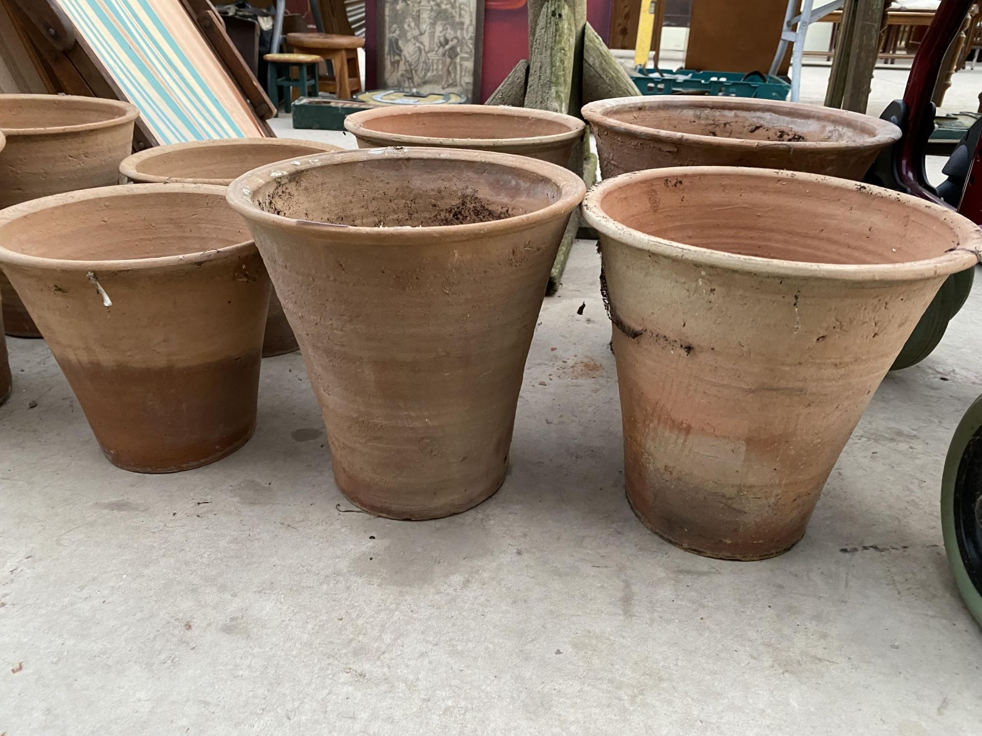 SIX LARGE TERACOTTA PLANT POTS - Image 2 of 4