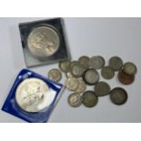 A MIXED LOT OF PRE 1947 SILVER AND FURTHER COINS WITH TWO COMMEMORATIVE COINS