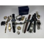 A MIXED LOT OF VINTAGE WATCHES TO INCLUDE GUCCI, SEIKO, SEKONDA ETC
