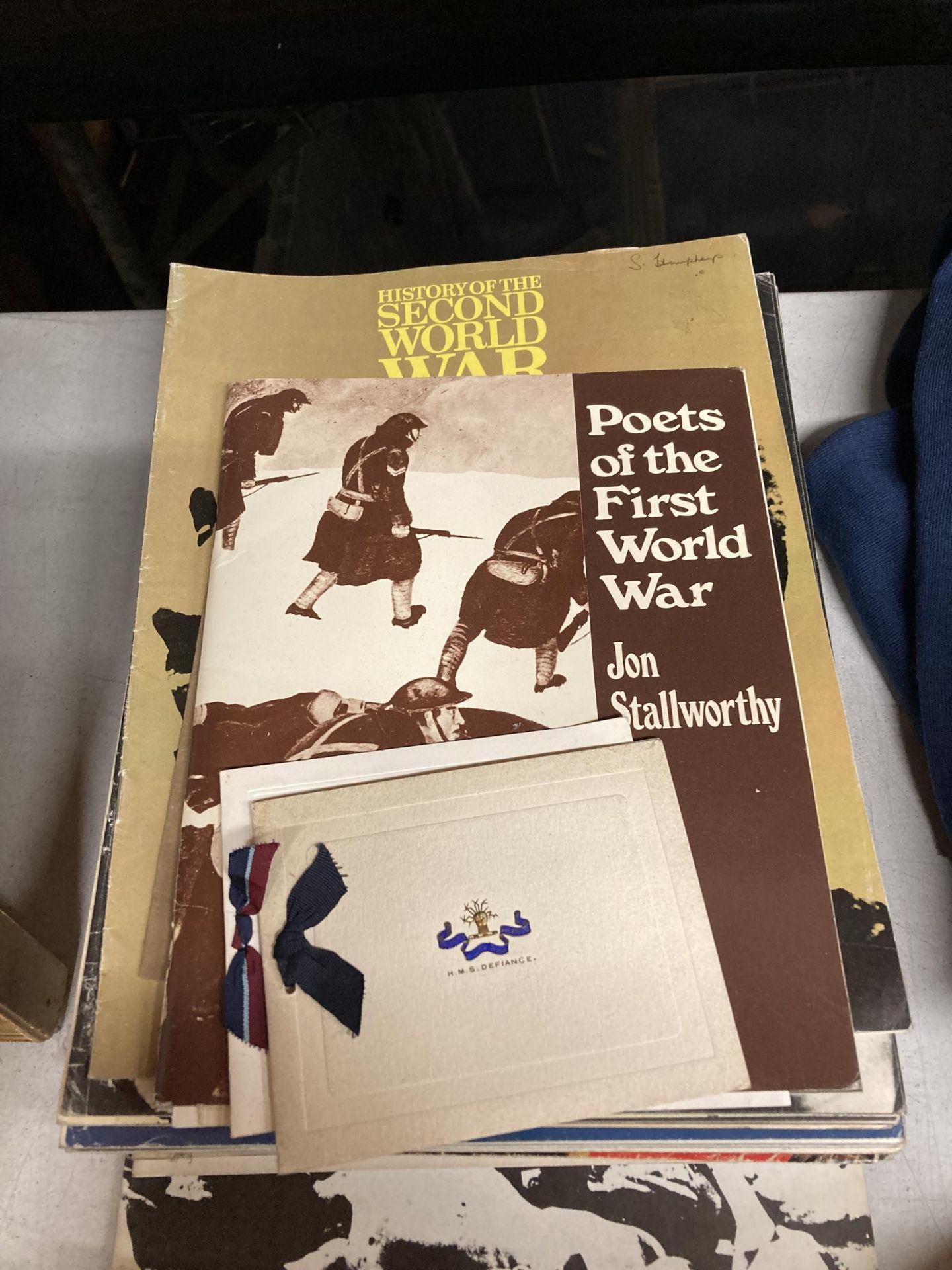 A QUANTITY OF THE HISTORY OF THE FIRST AND SECOND WORLD MAGAZINES, POETS OF THE FIRST WORLD WAR, - Image 2 of 3