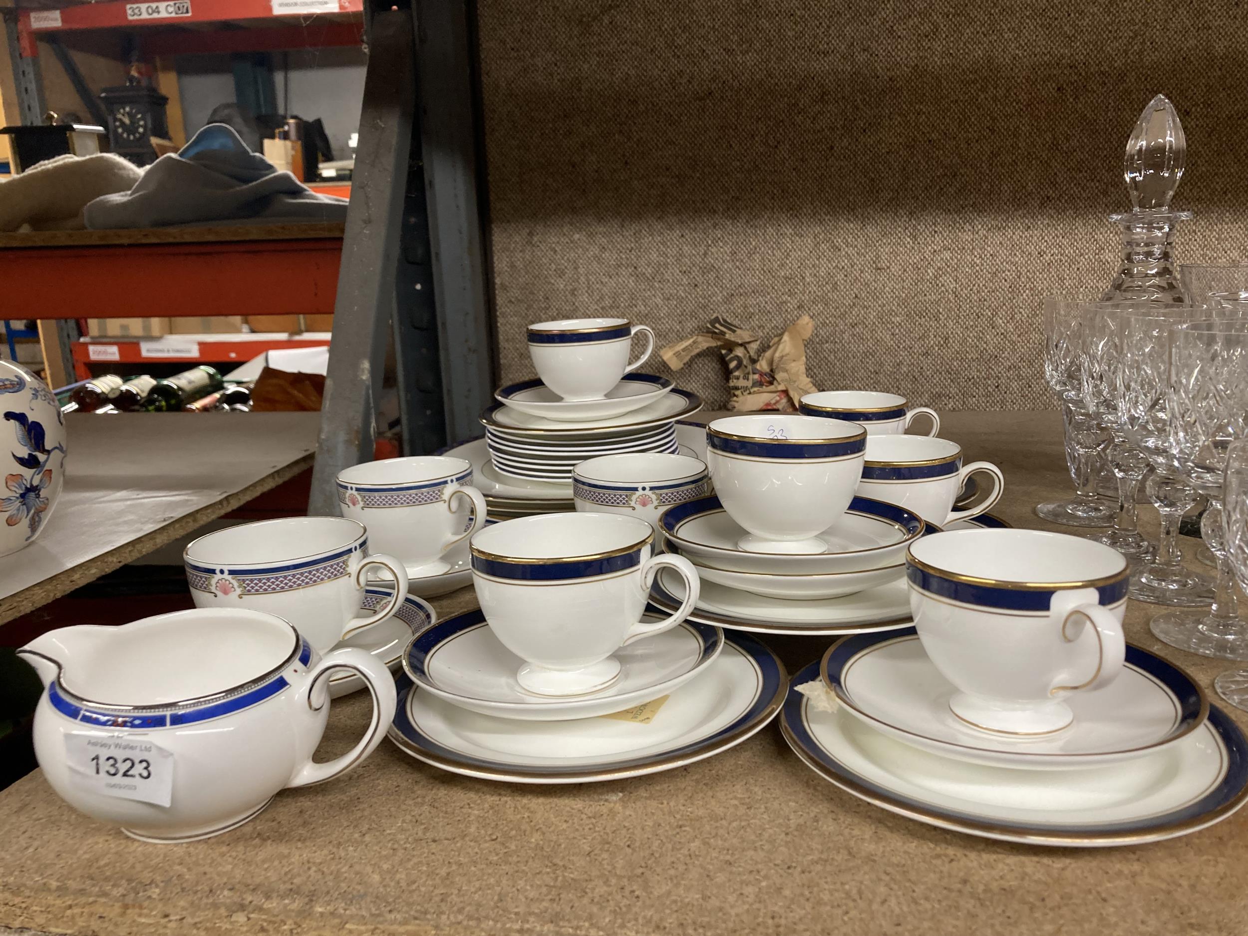 A QUANTITY OF WEDGWOOD CUPS AND SAUCERS TO INCLUDE KINGSBRIDGE