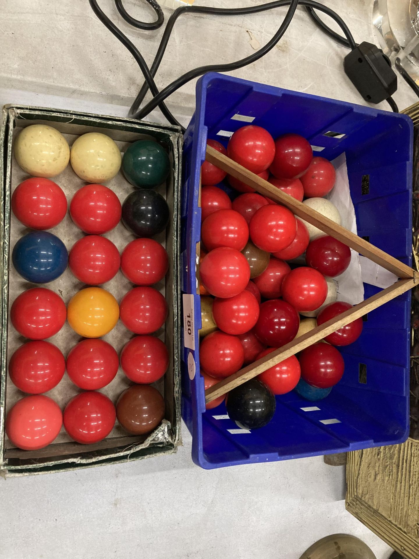 A LARGE QUANTITY OF SNOOKER AND POOL BALLS WITH A TRIANGLE AND CHALK - Image 3 of 4
