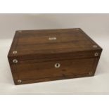 AN ANTIQUE ROSEWOOD AND MOTHER OF PEARL JEWELLERY BOX, LENGTH 25CM