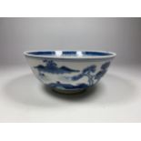 A CHINESE BLUE AND WHITE PORCELAIN BOWL WITH PAGODA DESIGN, UNMARKED TO BASE, DIAMETER 15CM