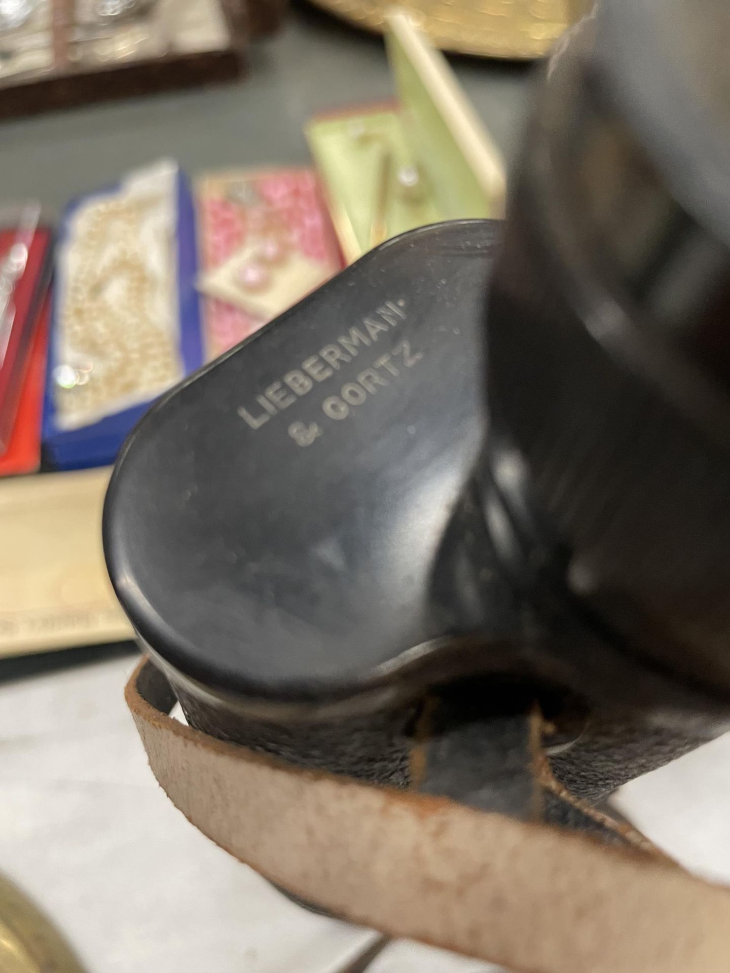 A CASED GB BELL AND BROWN CAMERA AND A PAIR OF LIEBERMAN AND GORTZ BINOCULARS - Image 4 of 4