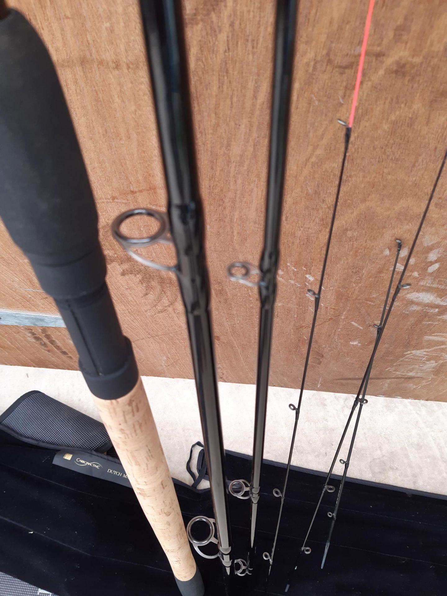 A PRESTON INNOVATION CARBON ACTIDE FISHING ROD, A DUTCHMASTER 13FT 2" FEEDER 80GMS AND THREE TIPS. - Image 7 of 8