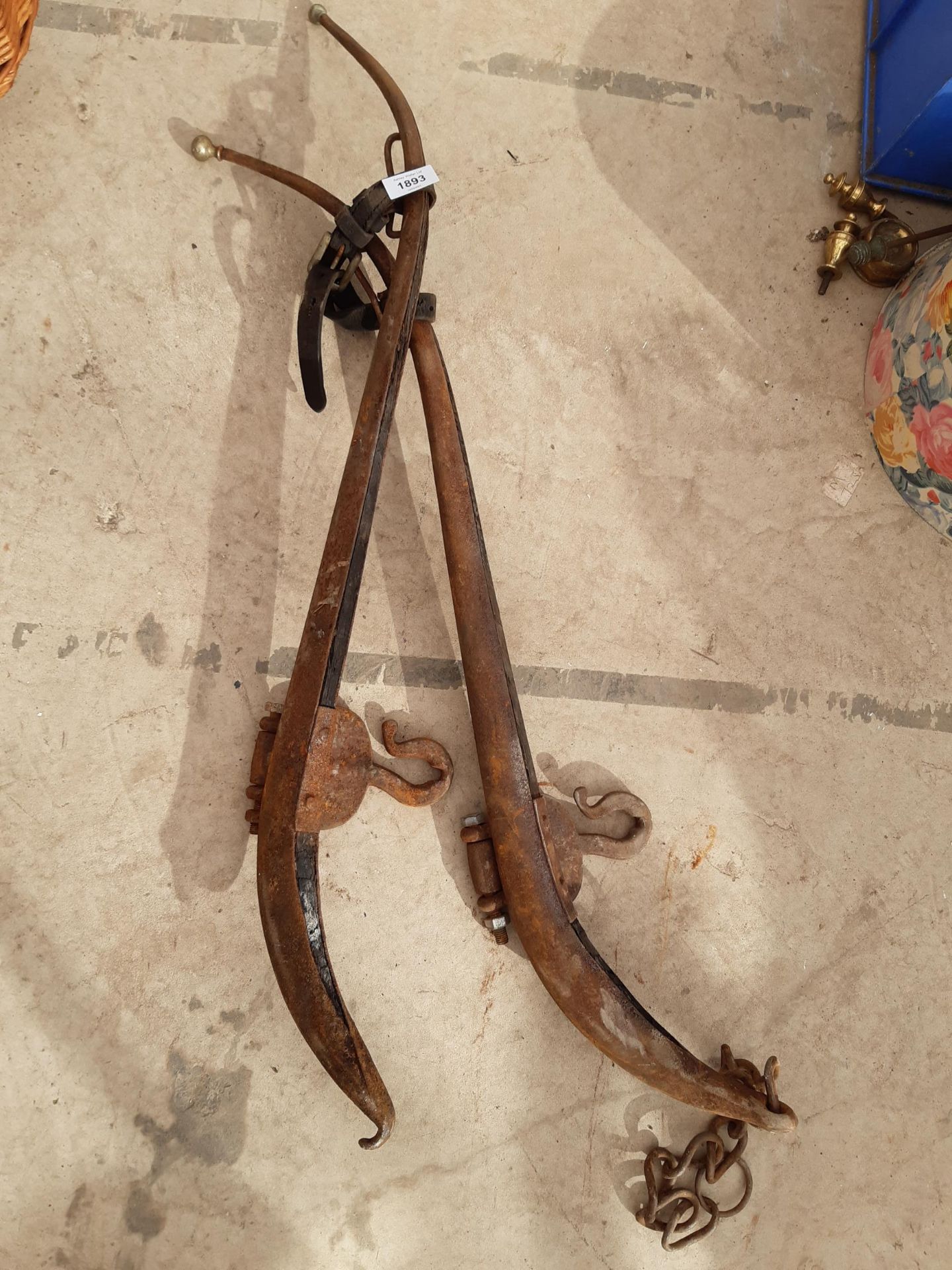 A PAIR OF VINTAGE HORSE HAMES