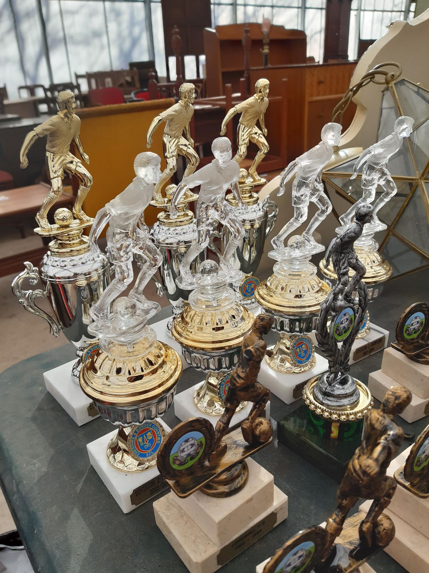 AN ASSORTMENT OF SPORTS TROPHIES - Image 2 of 3