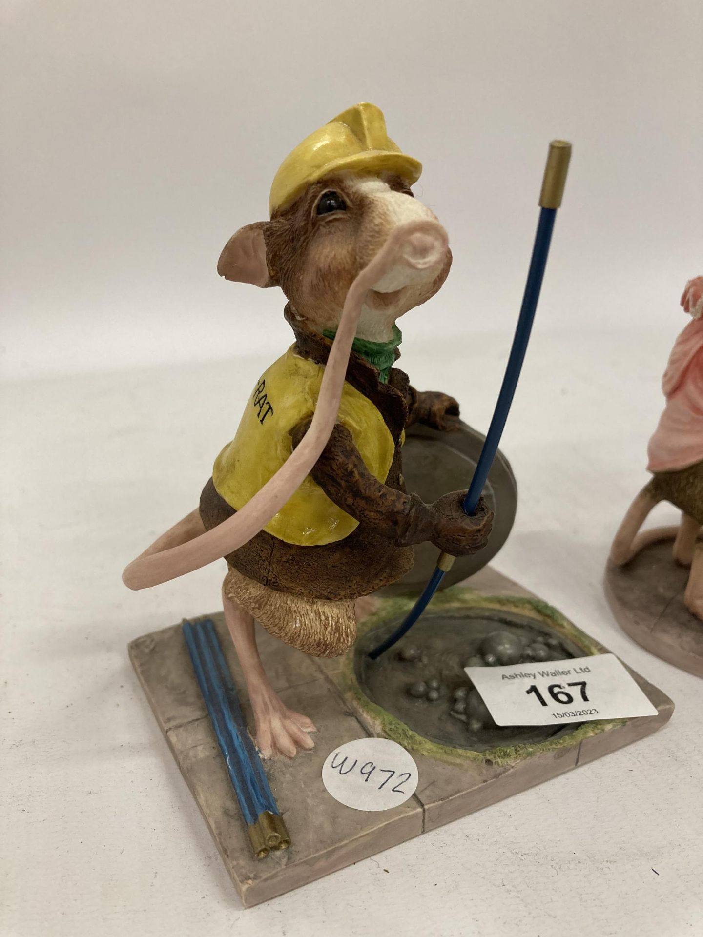 TWO BORDER FINE ARTS RAT FIGURES 'CONGRATULATIONS' AND 'SEWER RAT' - Image 2 of 4