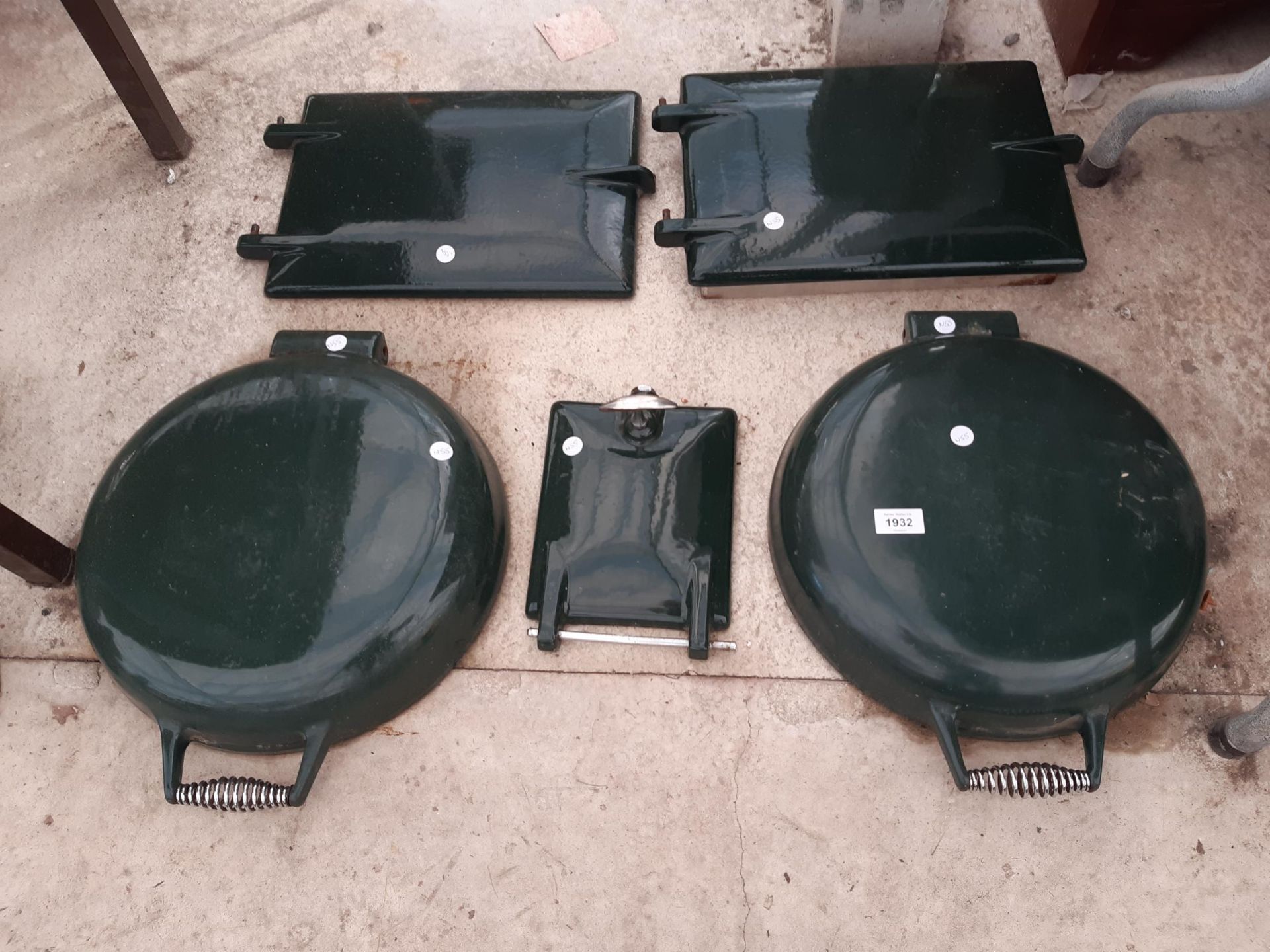 AN ASSORTMENT OF CAST STOVE PARTS TO INCLUDE DOORS ETC