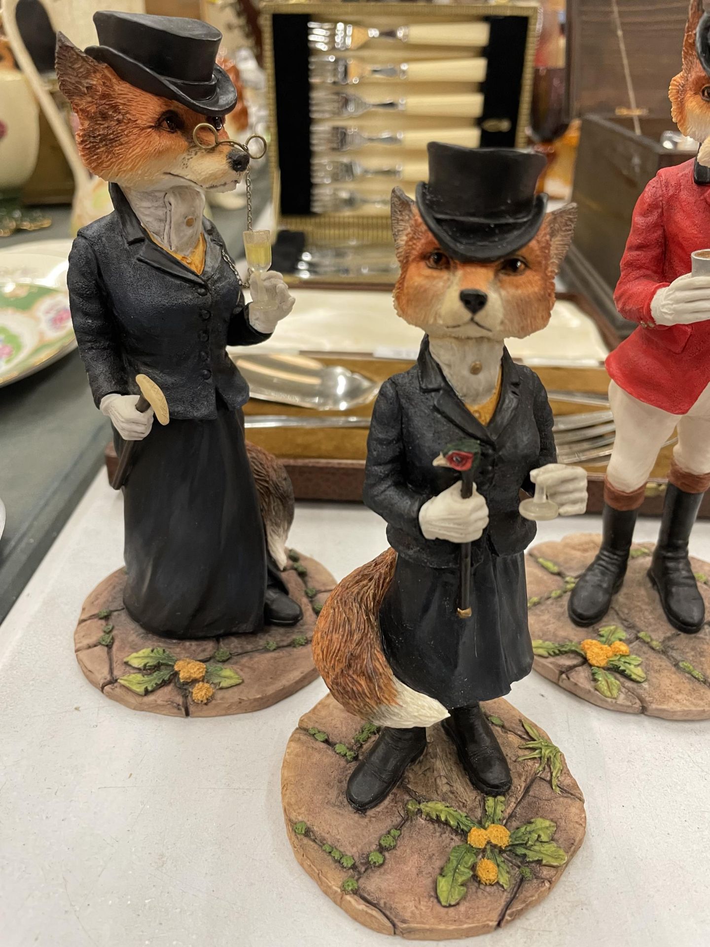 THREE BORDER FINE ART FOX FIGURES - LORD AND LADY REYNARD AND MISS REYNARD - Image 3 of 4