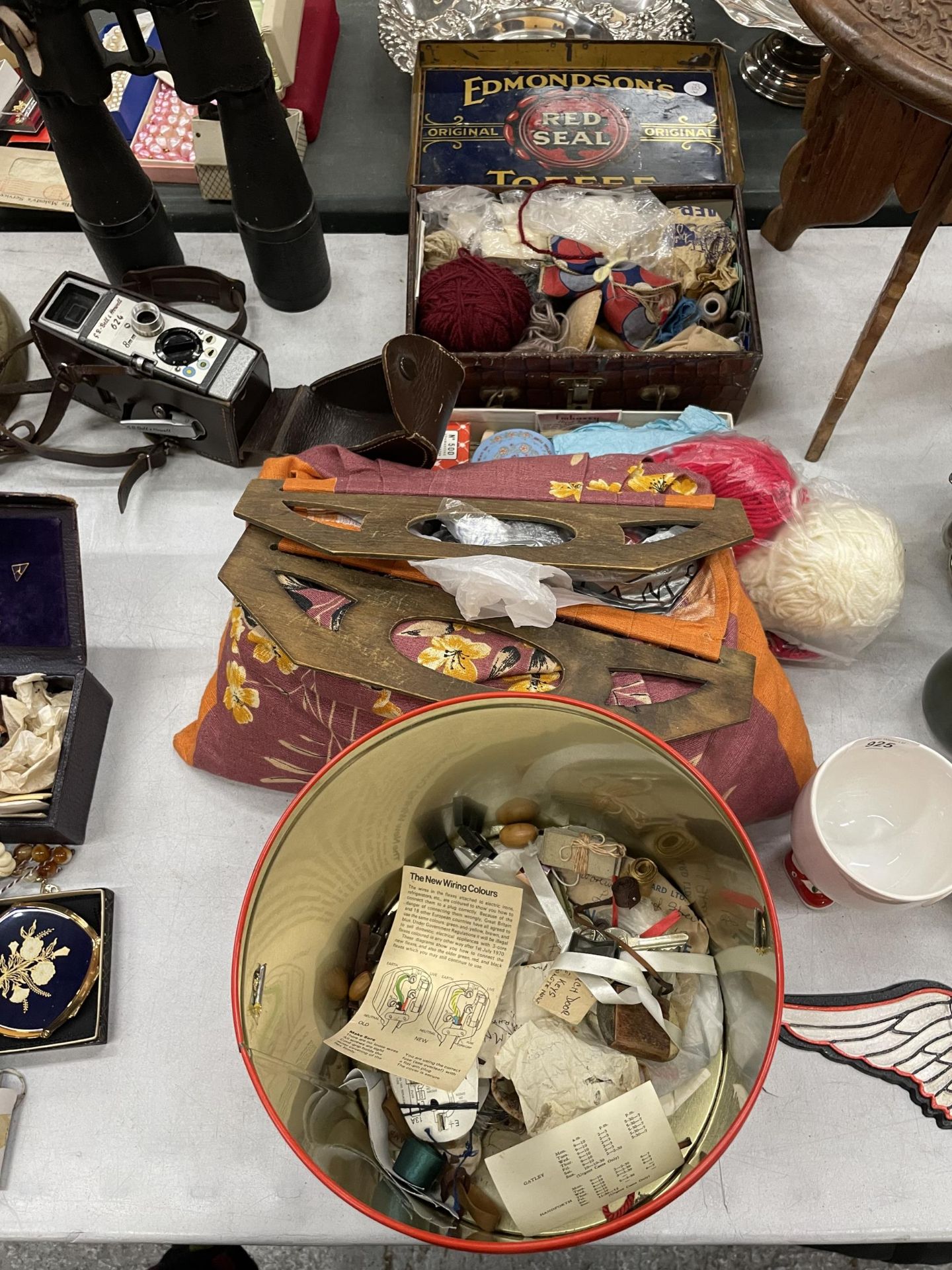 TWO TINS AND A SEWING BAG WITH CONTENTS