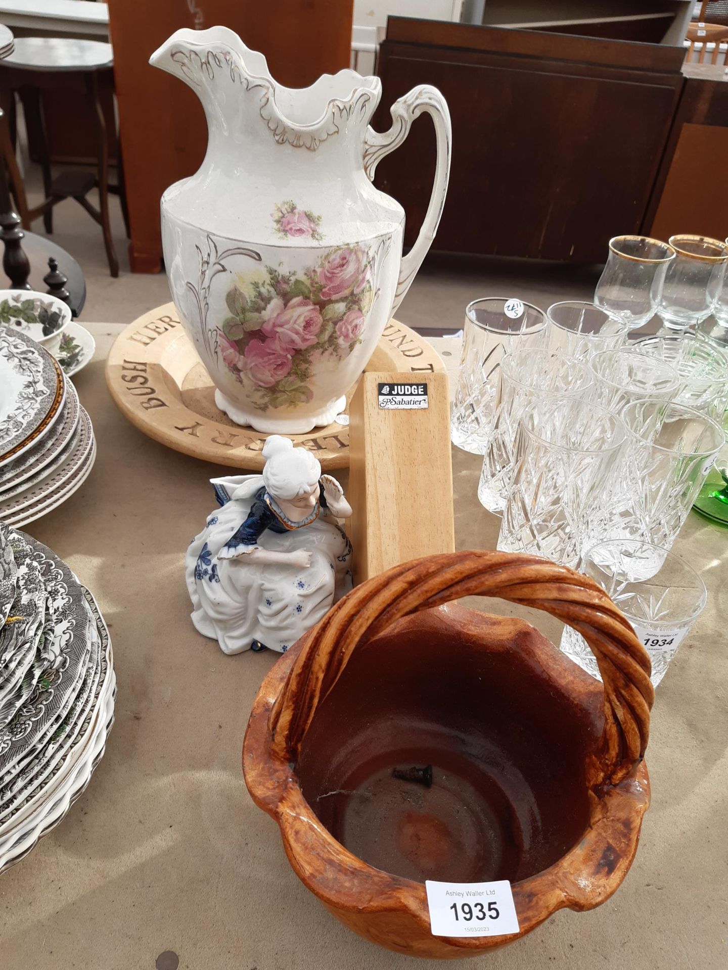 A LARGE CERAMIC WASH JUG, A STONEWARE BOWL AND A KNIFE BLOCK ETC