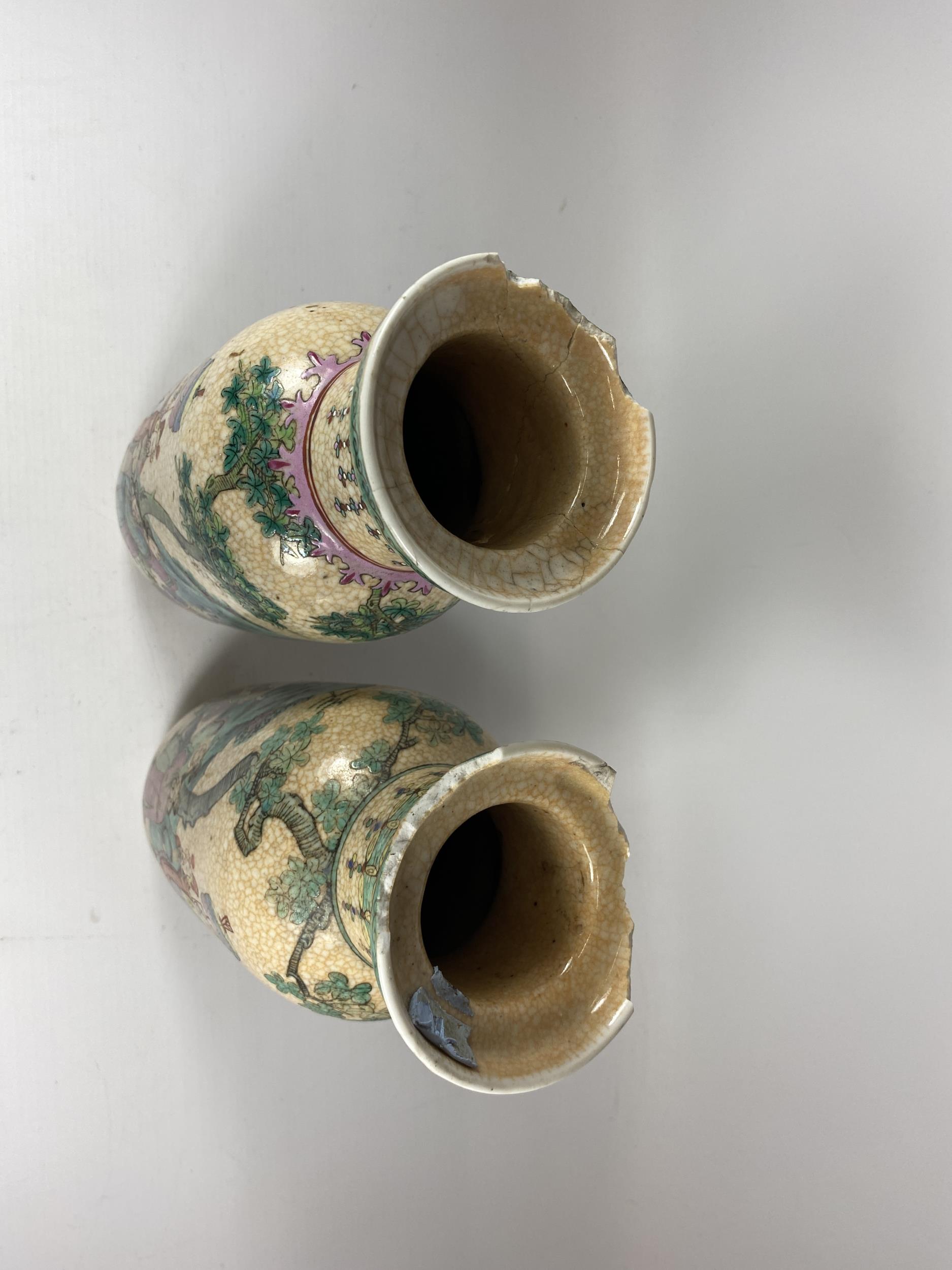 TWO 19TH CENTURY CHINESE CRACKLE GLAZE PORCELAIN WARRIOR DESIGN VASES, HEIGHT 25.5CM (A/F) - Image 2 of 5