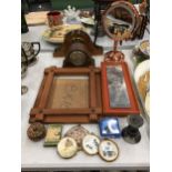 VARIOUS ITEMS TO INCLUDE TWO MANTLE CLOCKS, A WOODEN PHOTO FRAME, FRAMED MINIATURES, ETC