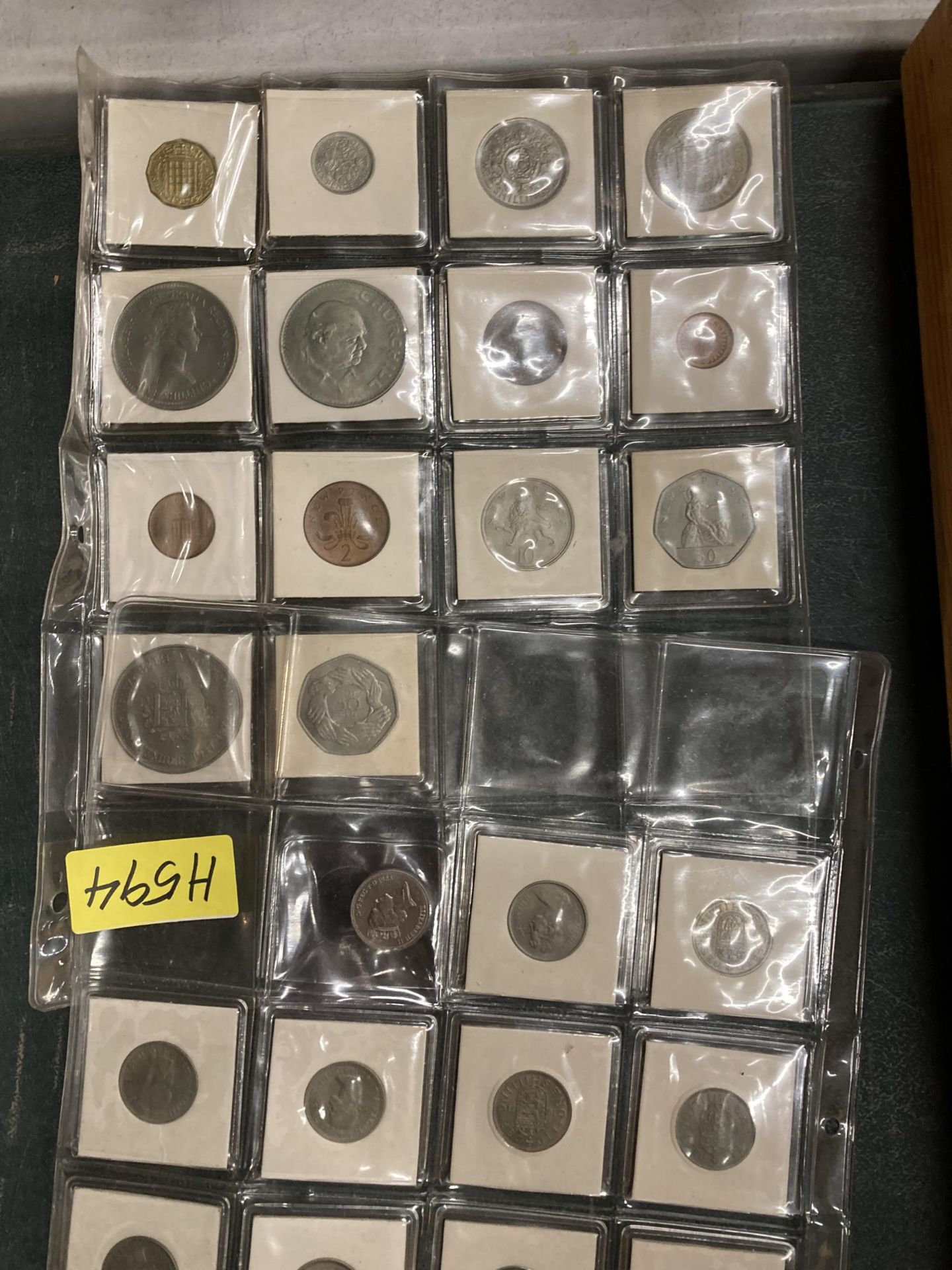 A LARGE QUANTITY OF DECIMAL AND PLRE-DECIMAL COINS TO INCLUDE A WINSTON CHURCHILL CROWN, ETC - Image 2 of 5