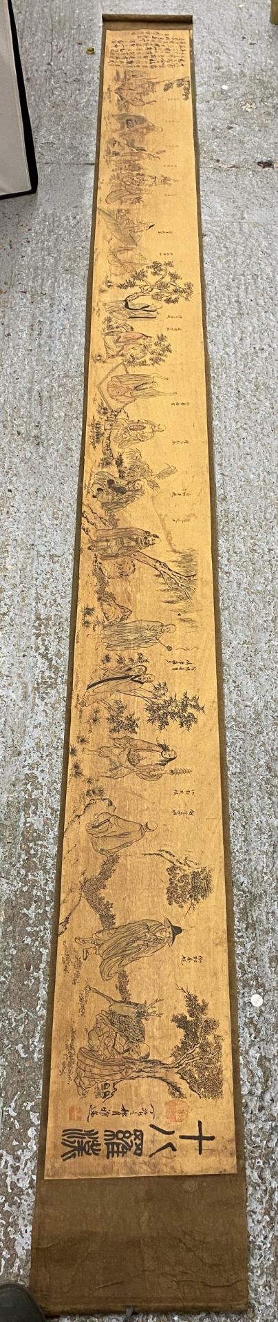 A LARGE 19TH CENTURY JAPANESE TAPESTRY SCROLL, LENGTH 370CM