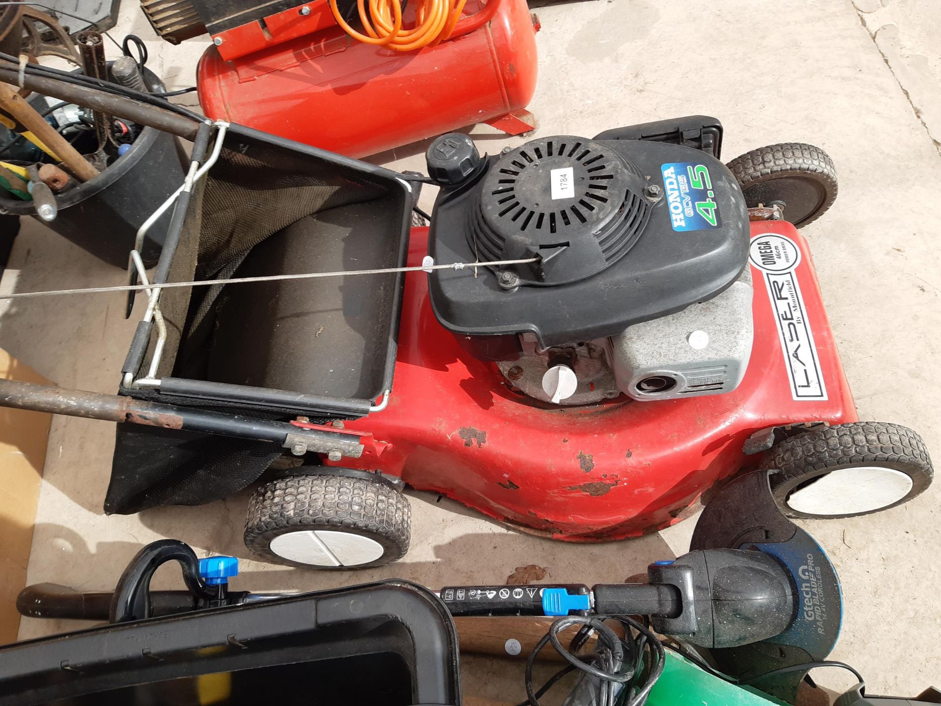 A LASER BY MOUNTFIELD LAWNMOWER WITH HONDA PETROL ENGINE - Image 2 of 3