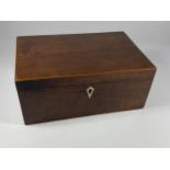 A VICTORIAN MAHOGANY JEWELLERY BOX, WIDTH 23CM