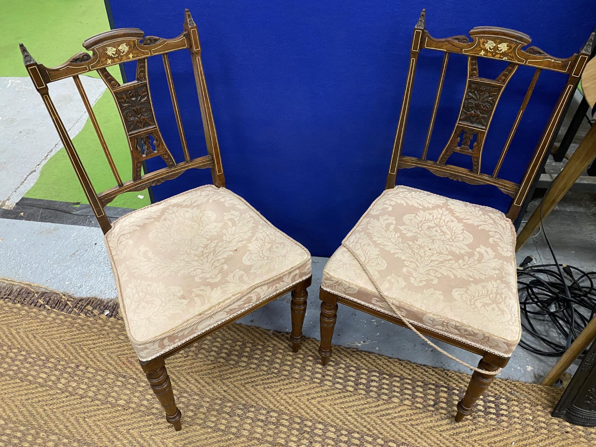 A PAIR OF EDWARDIAN INLAID BEDROOM CHAIRS