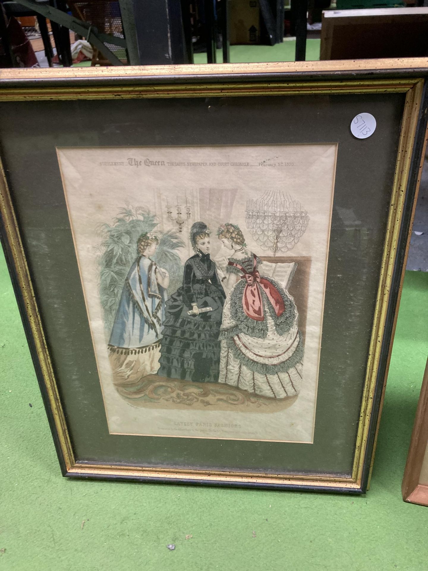 A QUANTITY OF VINTAGE FRAMED PRINTS TO INCLUDE 'LATEST PARIS FASHIONS' - 6 IN TOTAL - Image 4 of 4