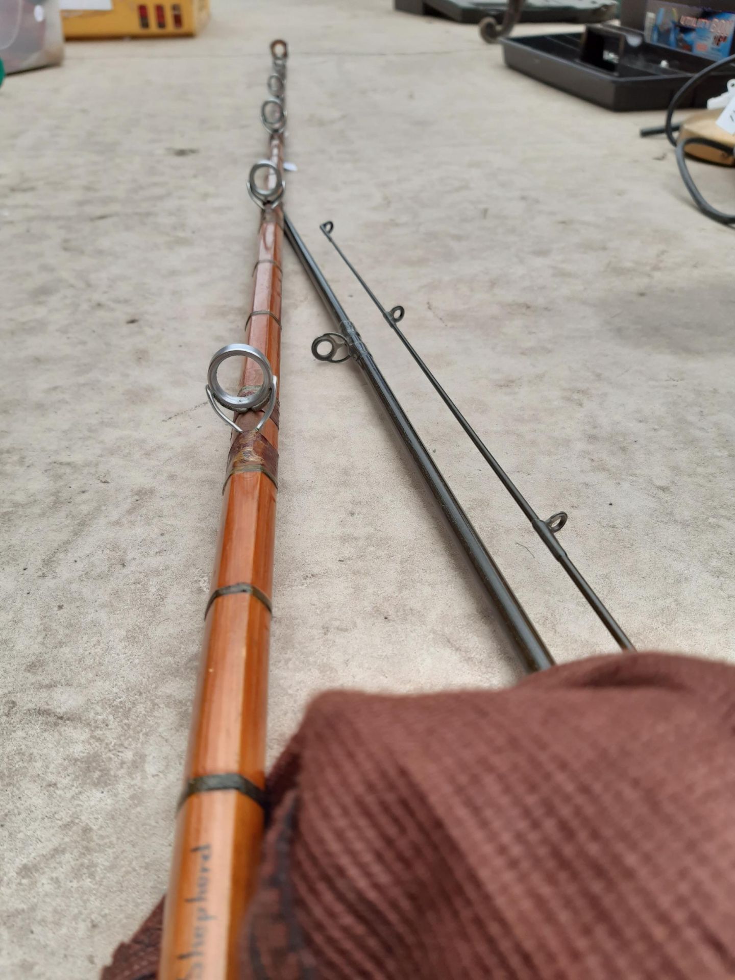 TWO VINTAGE FISHING RODS - Image 4 of 4