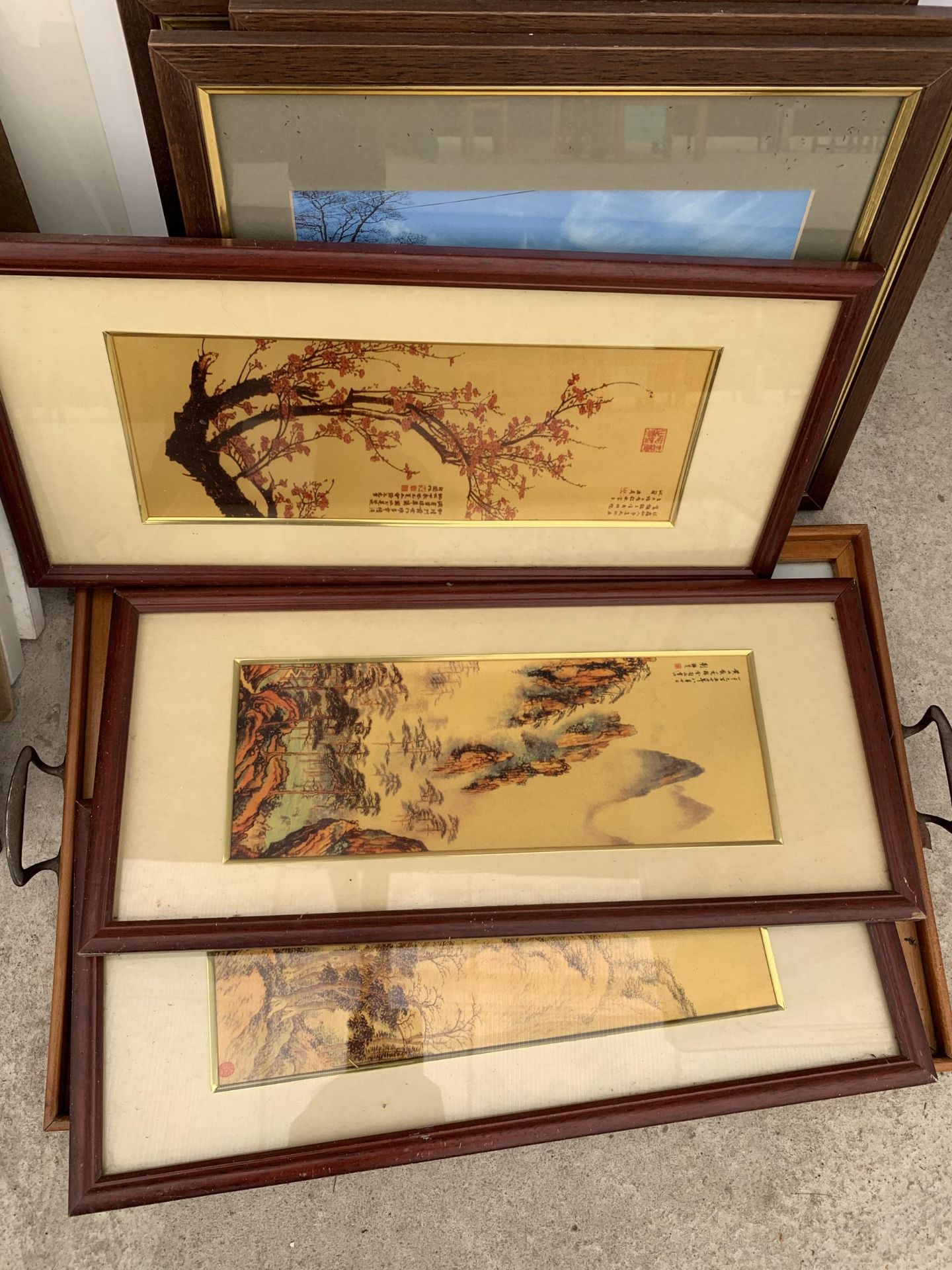 AN ASSORTMENT OF FRAMED PRINTS AND PICTURES - Image 2 of 6