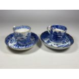 TWO CHINESE QING EXPORT BLUE AND WHITE PORCELAIN CUPS & SAUCERS, CUP HEIGHT 6.5CM