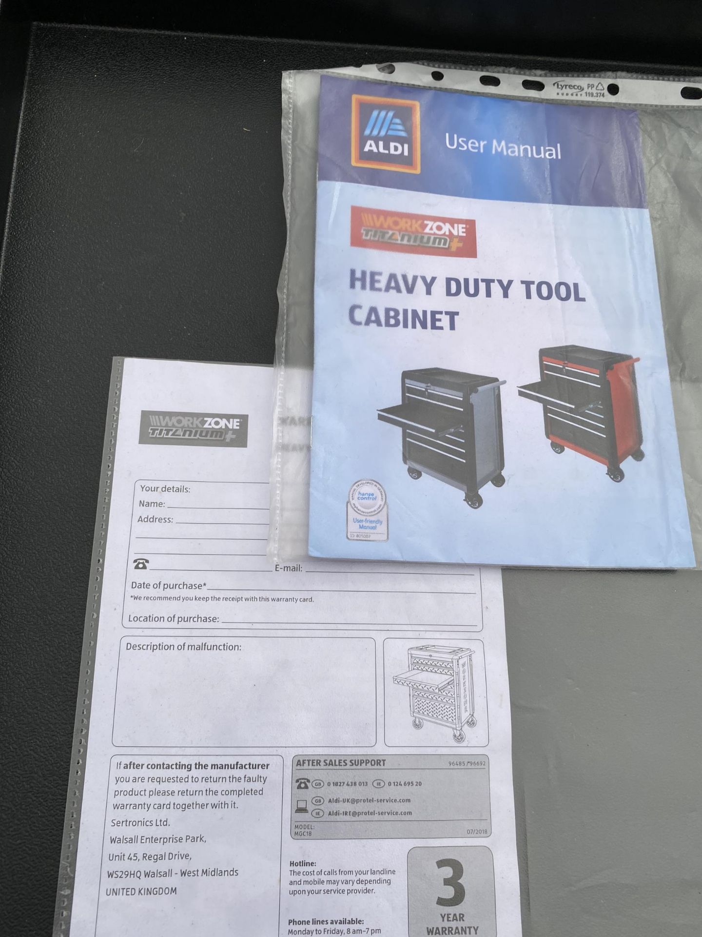 A HEAVY DUTY WORKZONE FOUR WHEELED TOOL CABINET - Image 4 of 5