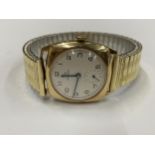 A VINTAGE RECORD 9CT GOLD CASED PRESENTATION WATCH ON FLEXI STRAP