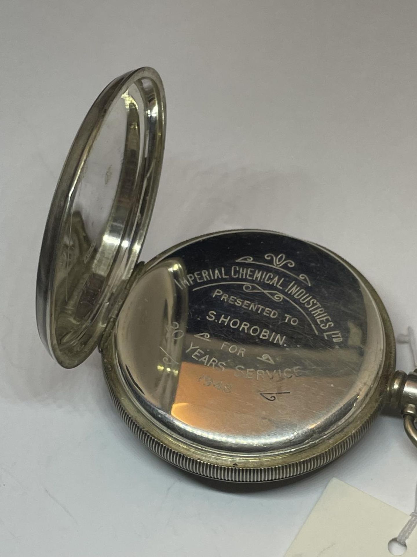 A HALLMARKED BIRMINGHAM SILVER POCKET WATCH, CASED BY A L DENILSON, MOVEMENT BY SMITHS WITH ENAMAL - Image 3 of 5