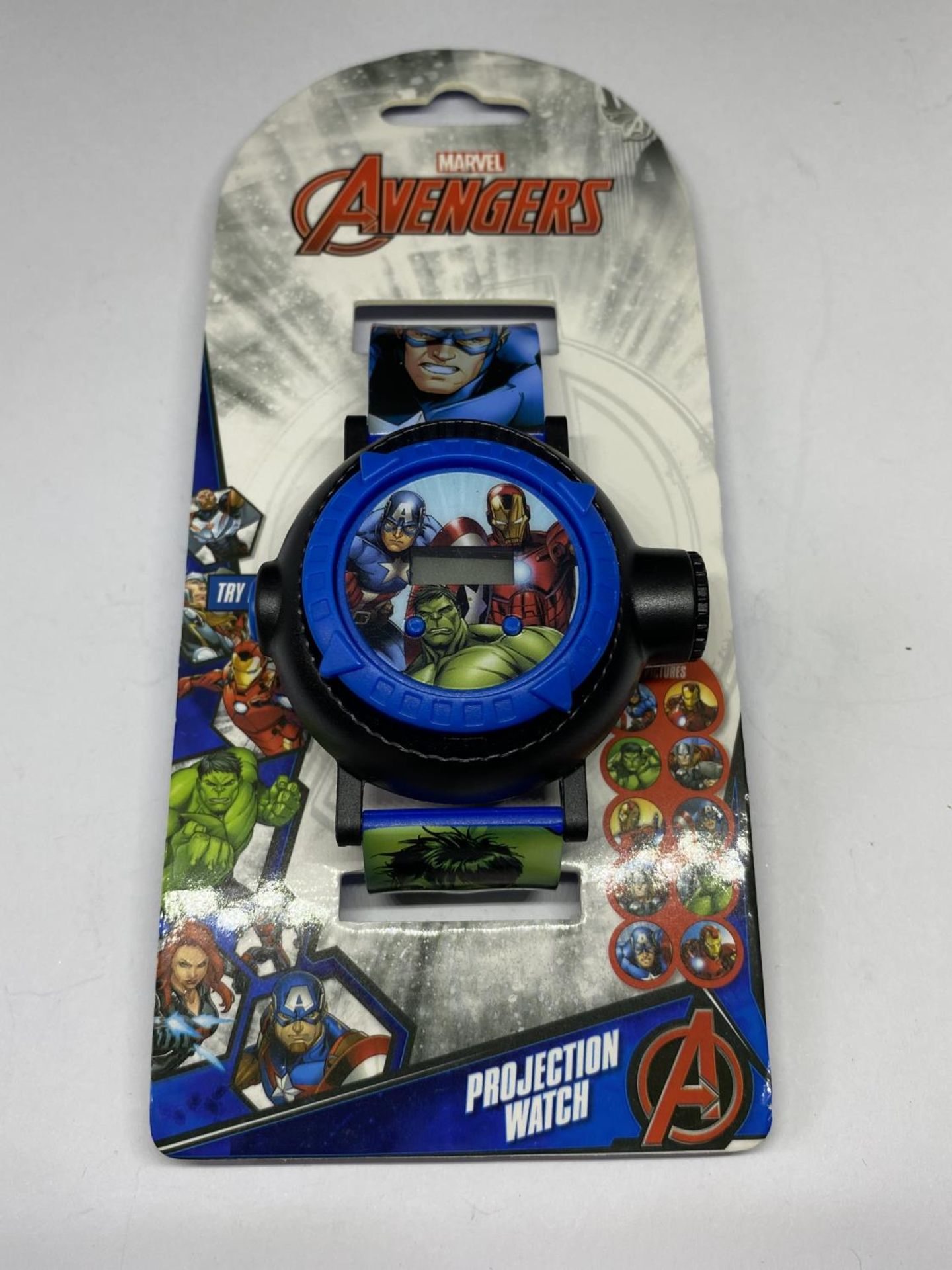 A MARVEL AVENGERS WRIST WATCH