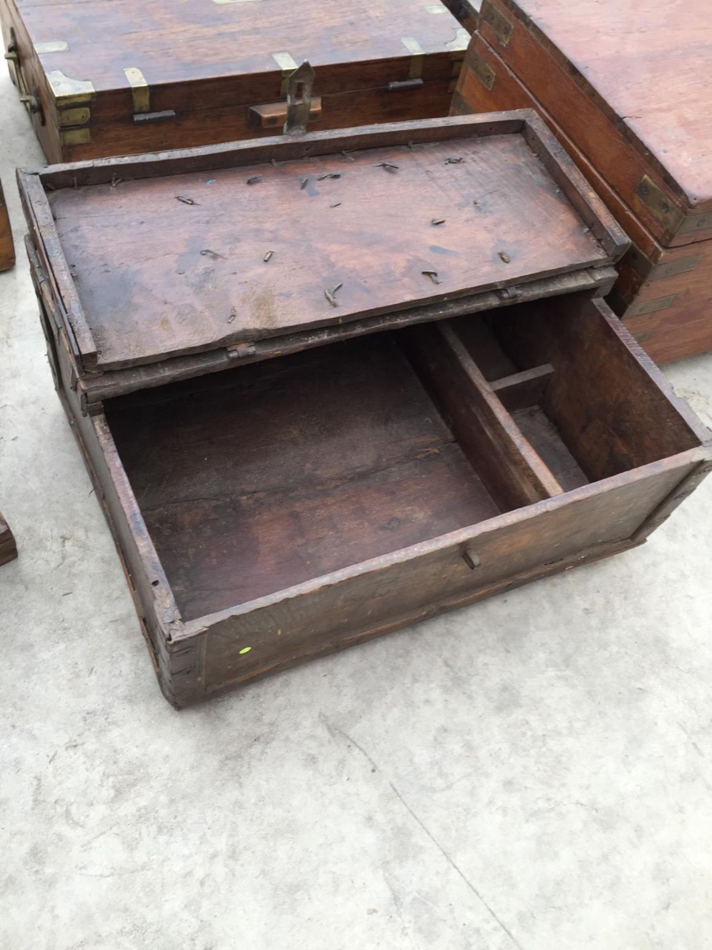 AN INDIAN HARDWOOD BOX WITH METAL STRAPWORK + DECORATION, 17" WIDE - Image 3 of 3