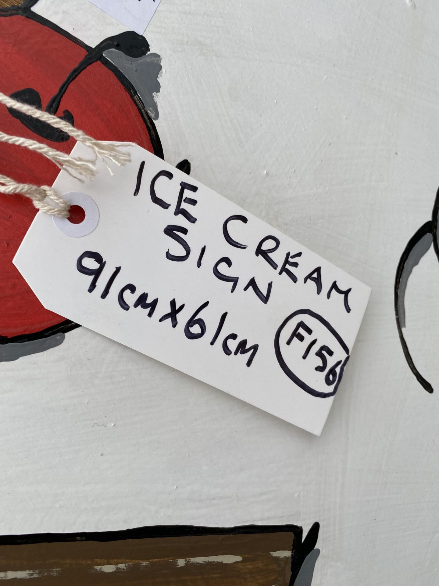 A HAND PAINTED WOODEN ICE CREAM SIGN (91CM X 61CM) - Image 2 of 2