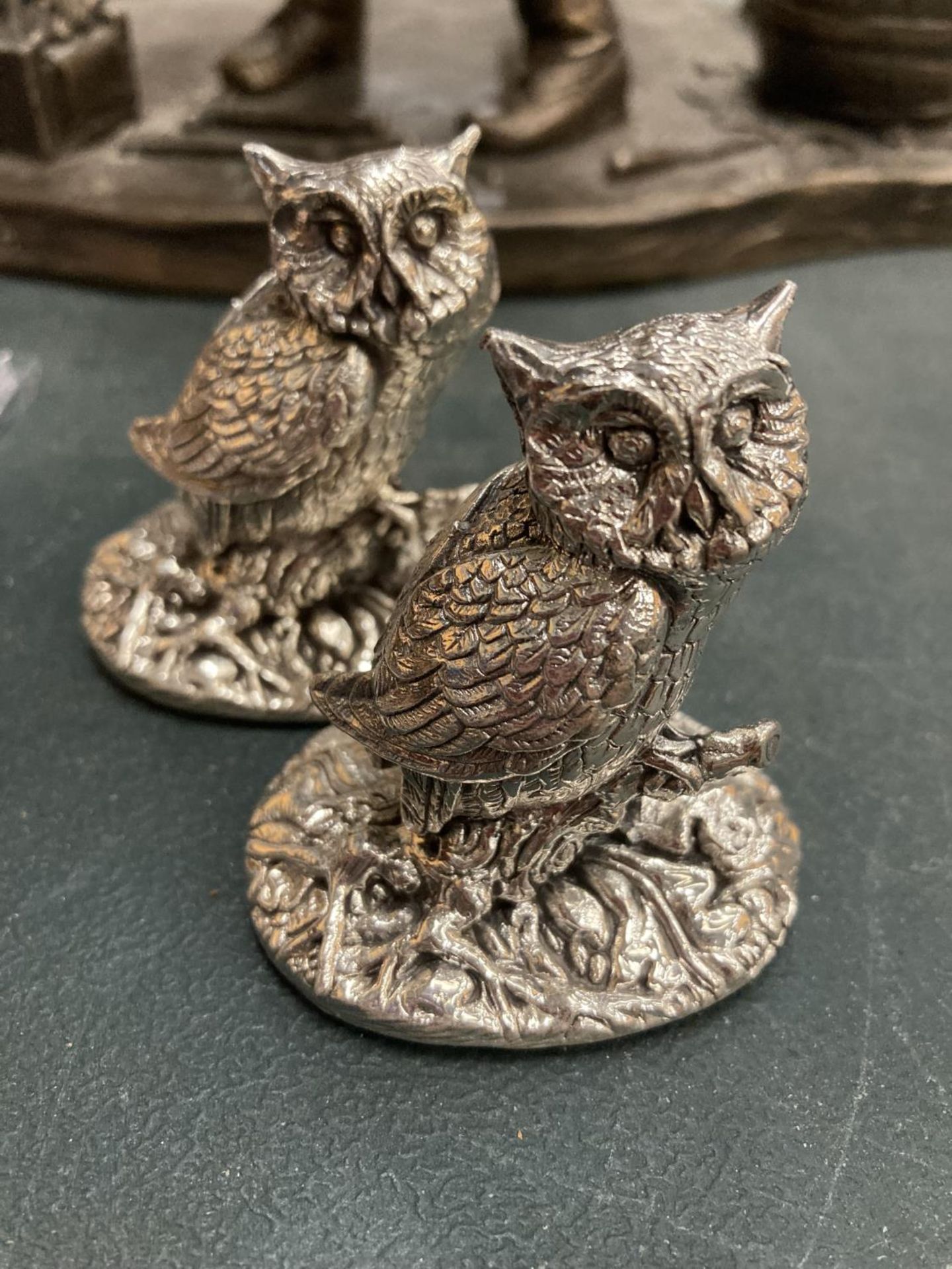 TWO HALLMARKED SILVER FILLED CAMELOT SILVERWARE LTD OWL FIGURES