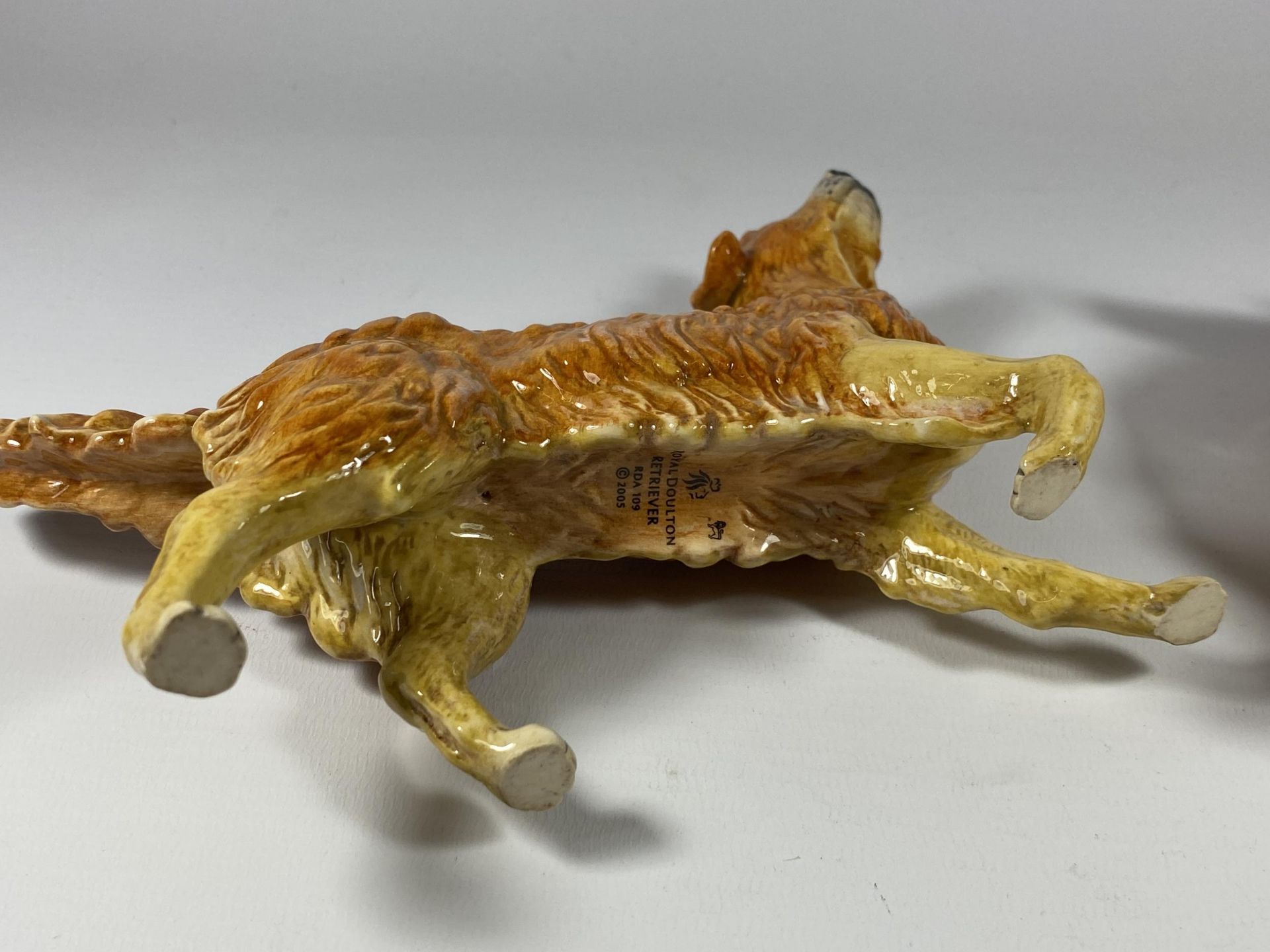 TWO ROYAL DOULTON DOG FIGURES - LOCHINVAR OF LADYPARK AND GOLDEN RETRIEVER - Image 3 of 3