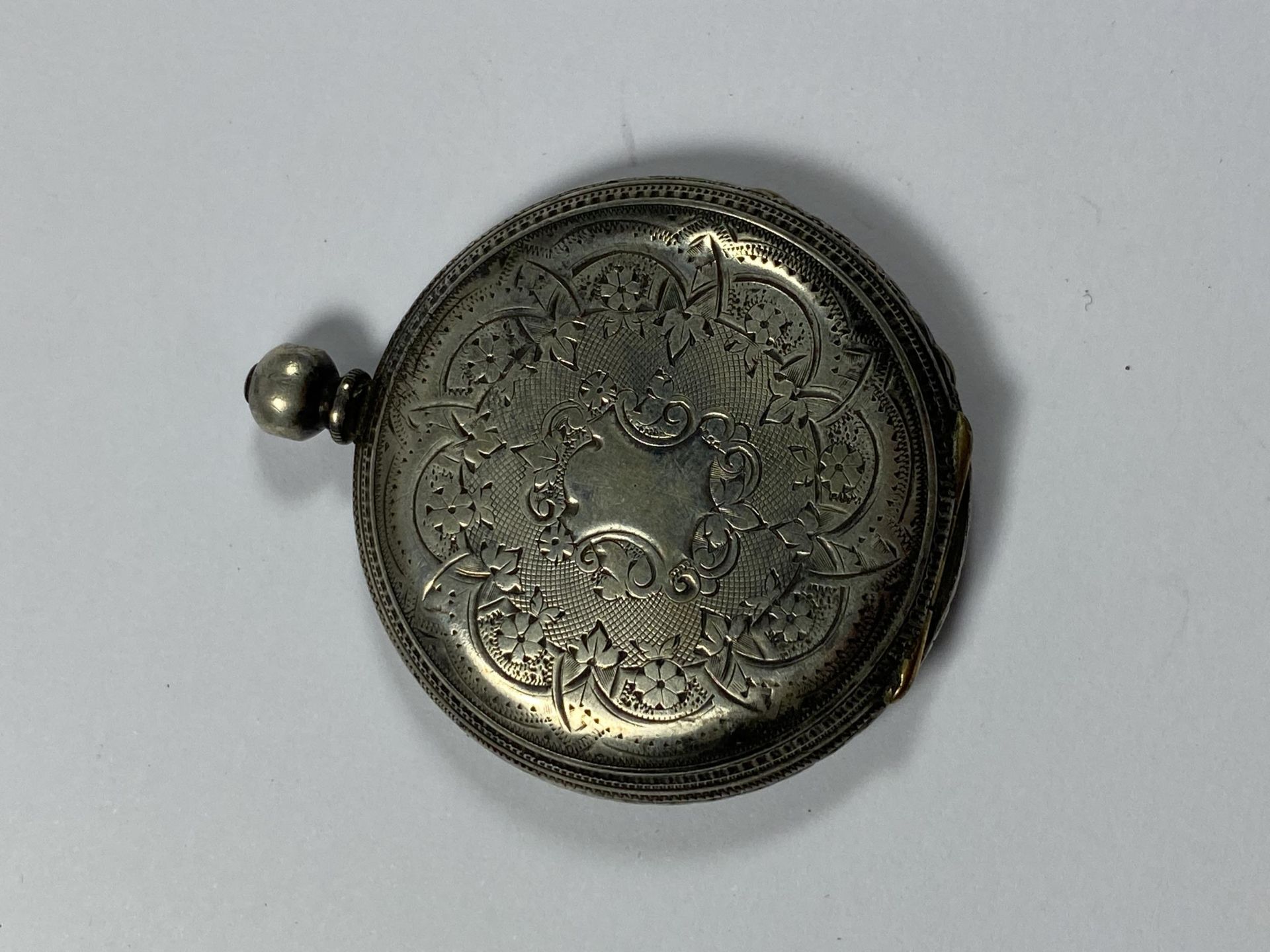 A LADIES CONTINENTAL FINE SILVER POCKET WATCH - Image 2 of 3