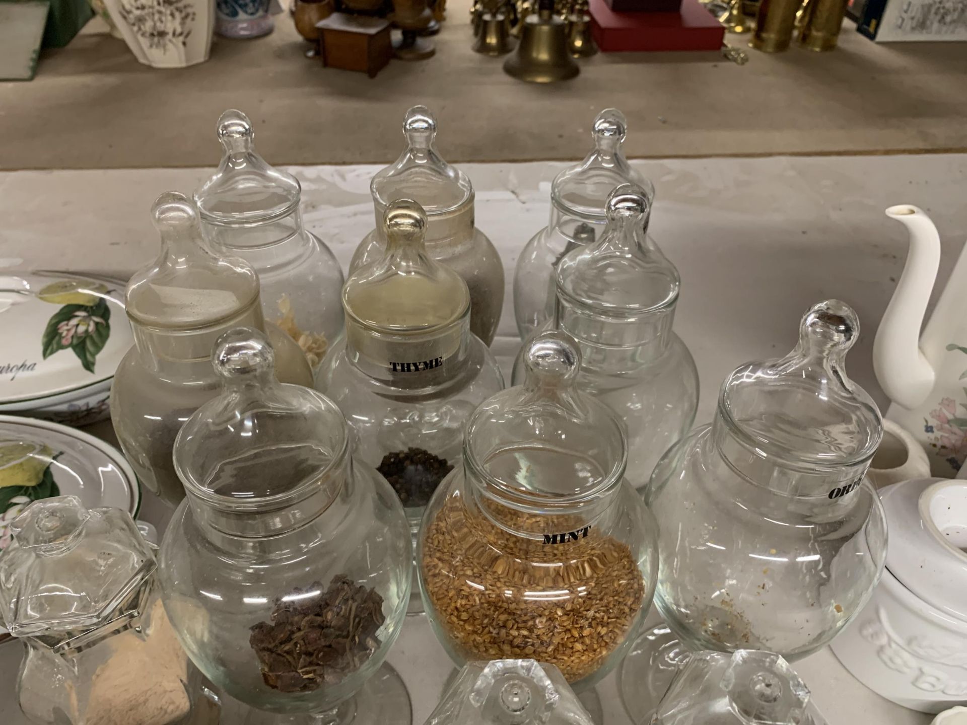 A QUANTITY OF LARGE GLASS HERB AND SPICE JARS - Image 2 of 4