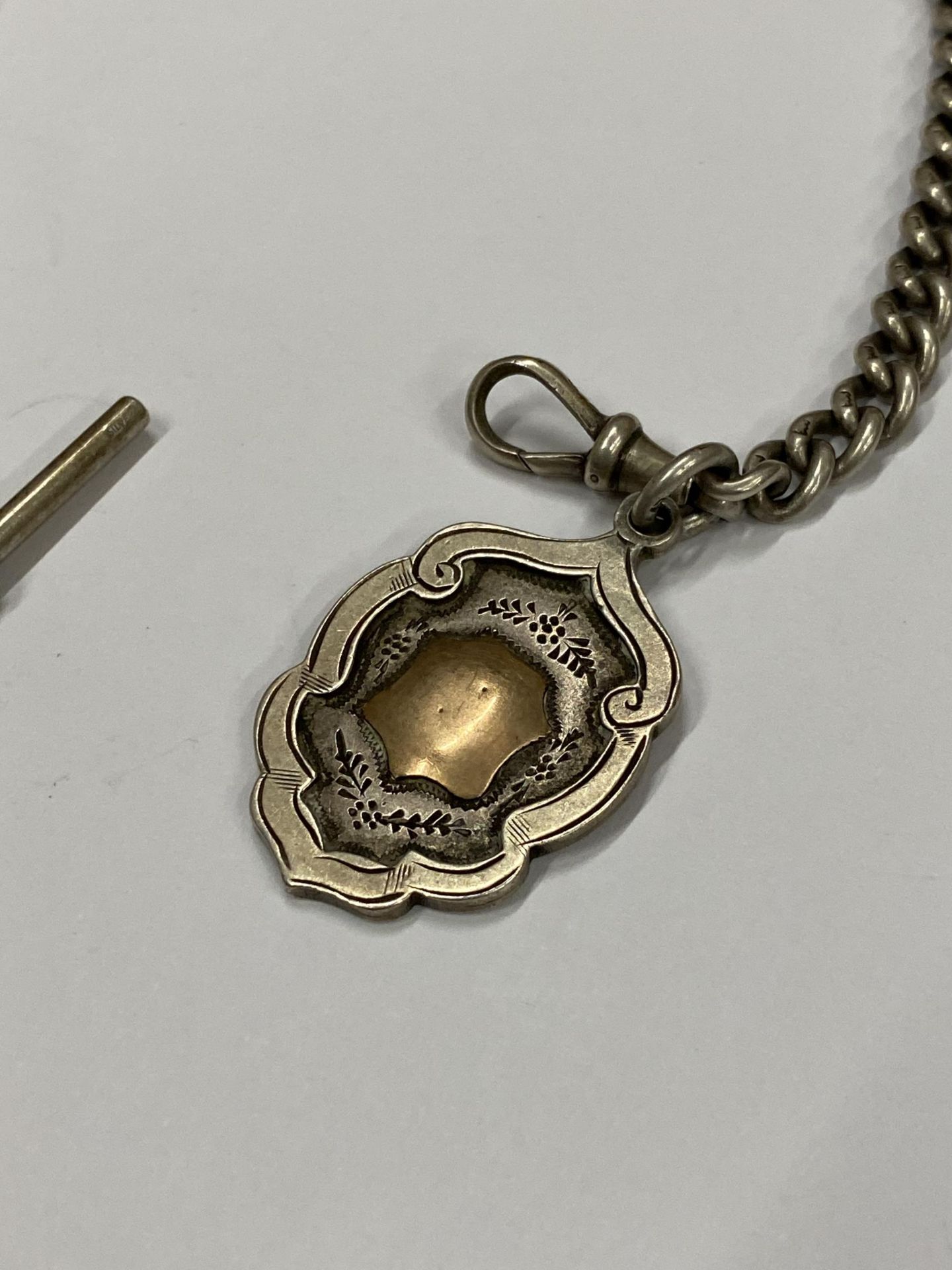 A HALLMARKED SILVER ALBERT CHAIN WITH T-BAR AND FOB PENDANT, TOTAL WEIGHT 48G - Image 2 of 4