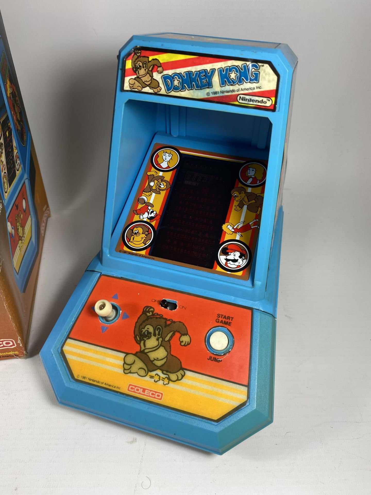 A BOXED RETRO 1981 NINTENDO DONKEY KONG ARCADE GAME - Image 2 of 4