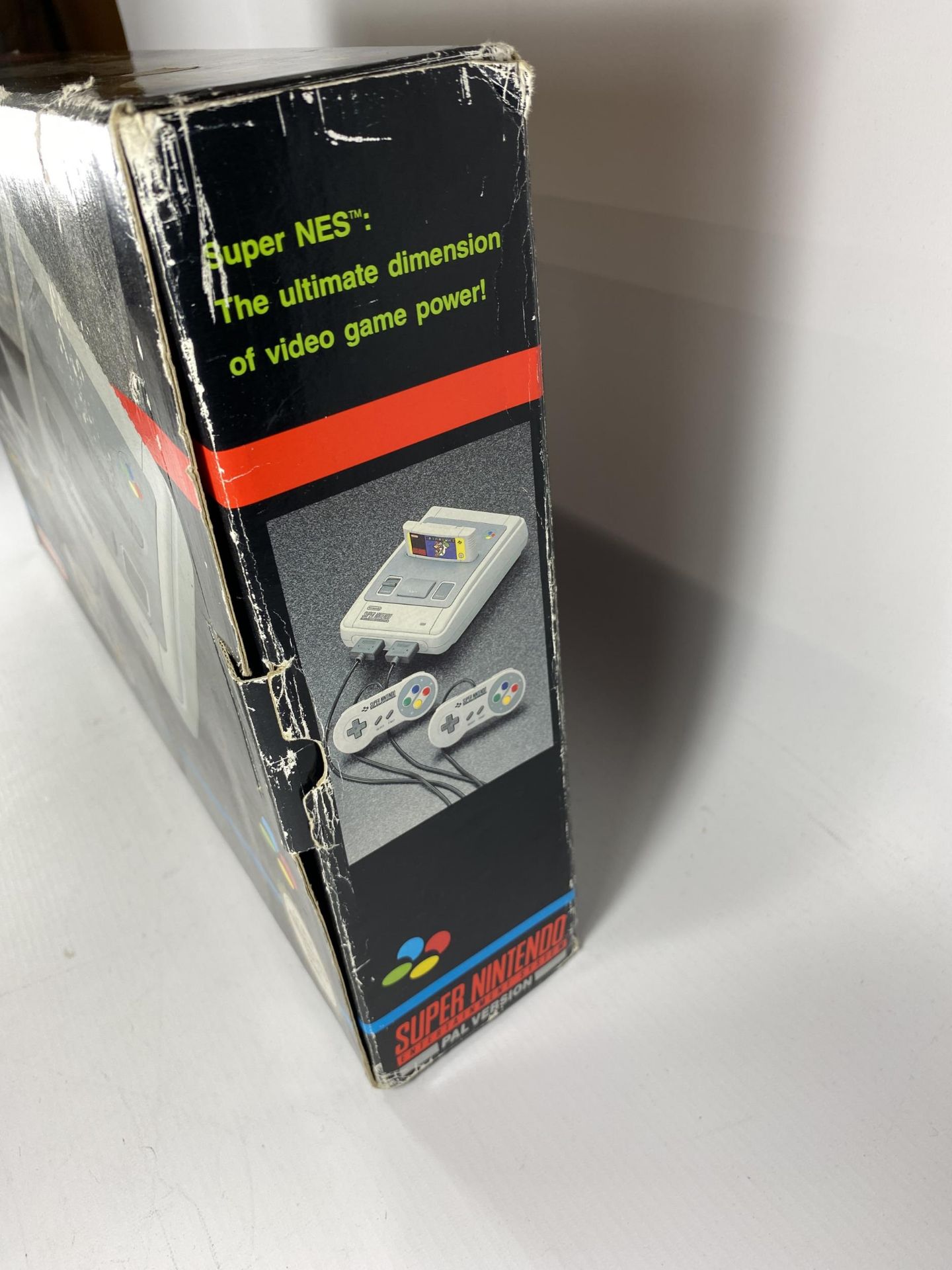 A BOXED RETRO SUPER NINTENDO PAL VERSION ENTERTAINMENT SYSTEM CONSOLE - SUPER MARIO WORLD VERSION - Image 3 of 6