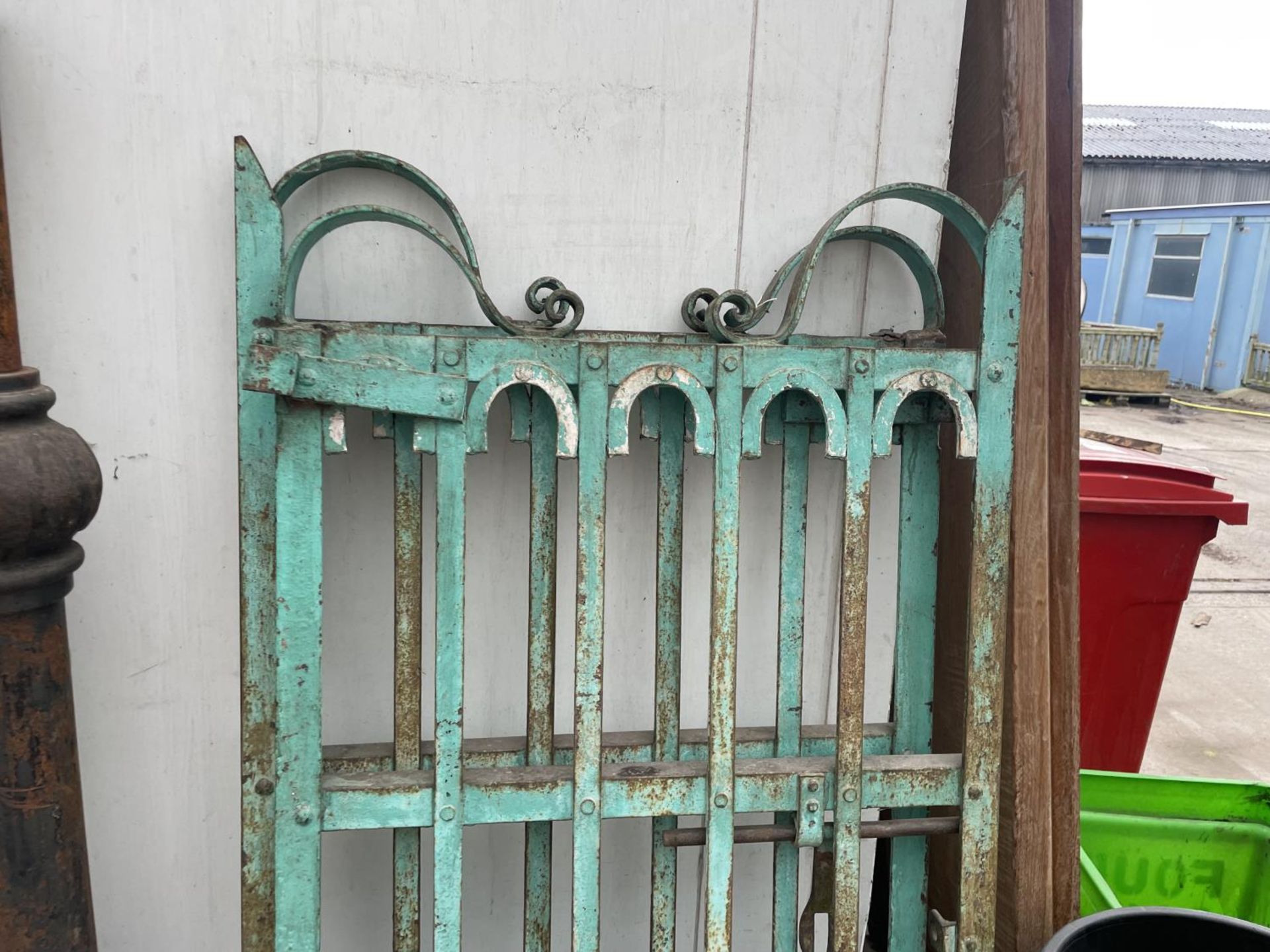 A PAIROF CAST IRON GATES - EACH 61" X 24" - Image 2 of 4