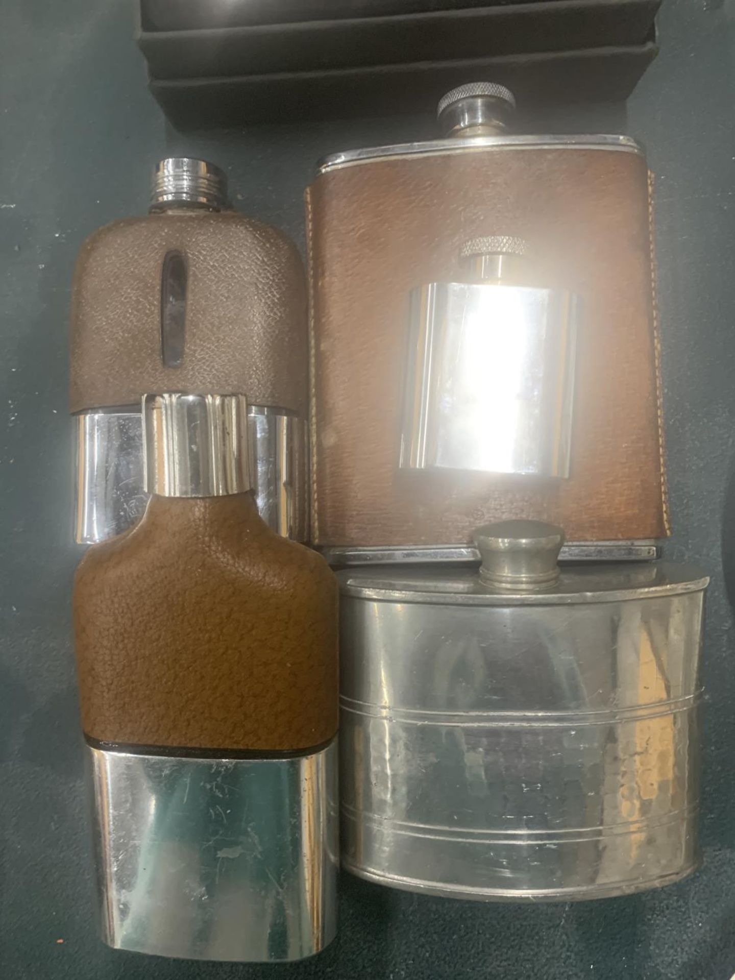 A QUANTITY OF VINTAGE HIP FLASKS - 6 IN TOTAL - Image 2 of 3
