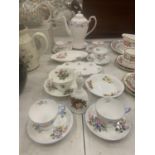 A QUANTITY OF CUPS AND SAUCERS TO INCLUDE SHELLEY, HAMMERSLEY, A ROSLYN CHINA COFFEE POT, SERVING