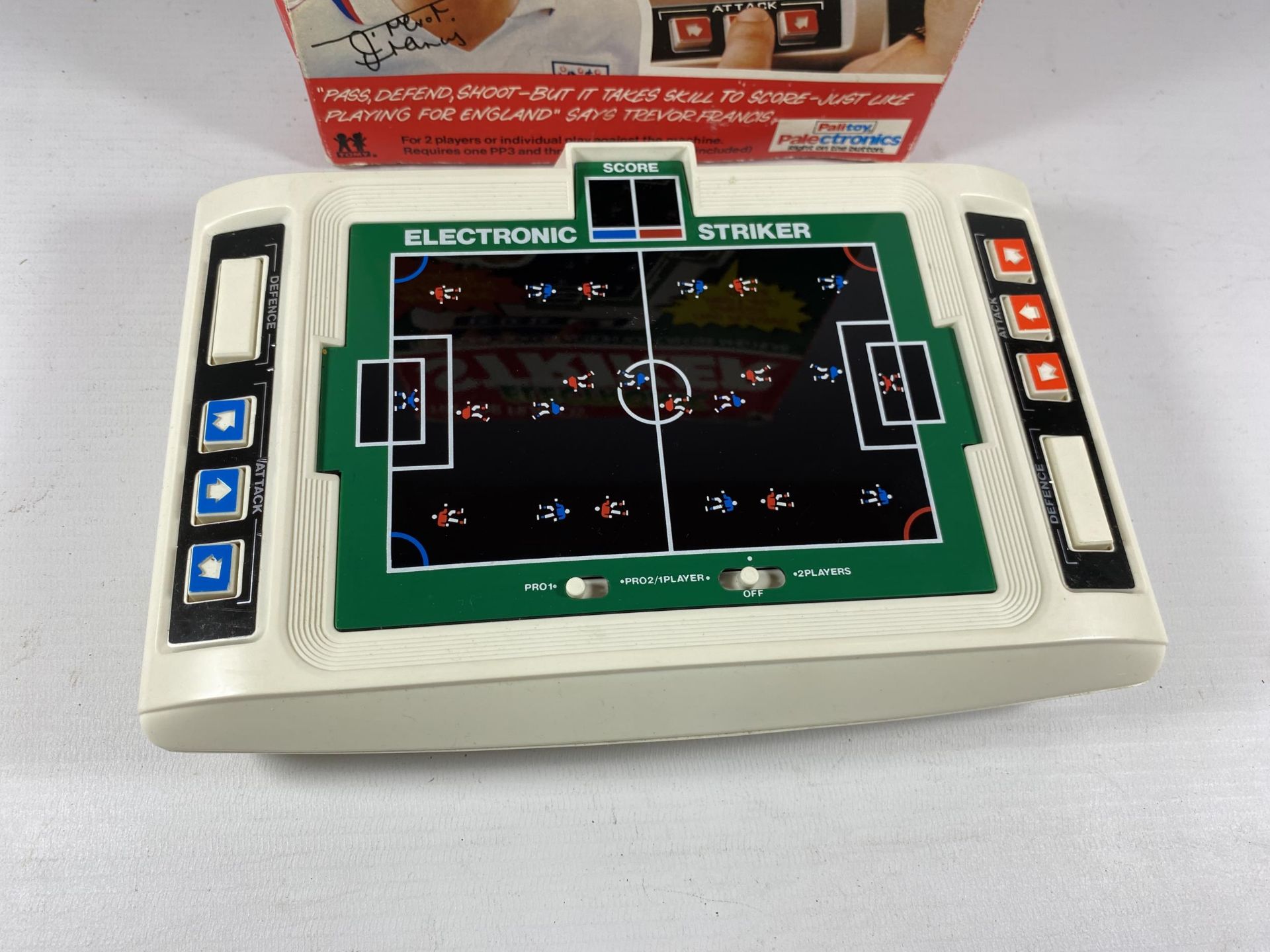 A BOXED RETRO TREVOR FRANCIS ELECTRONIC STRIKER ARCADE GAME - Image 2 of 3