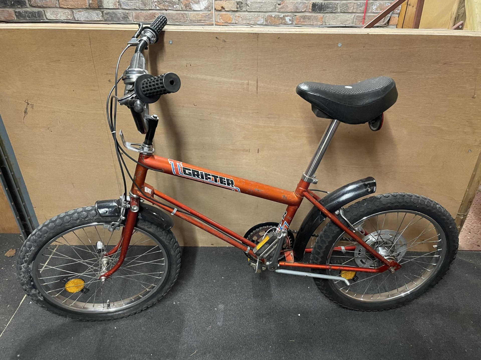 A RETRO 1978 MARK 1 RED RALEIGH GRIFTER BIKE