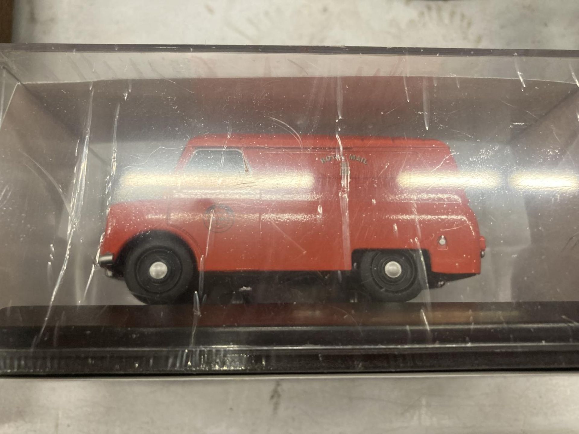 THREE BOXED LIMITED EDITION OF 2000 OXFORD DIECAST BEFORD VAN MODELS - Image 3 of 5