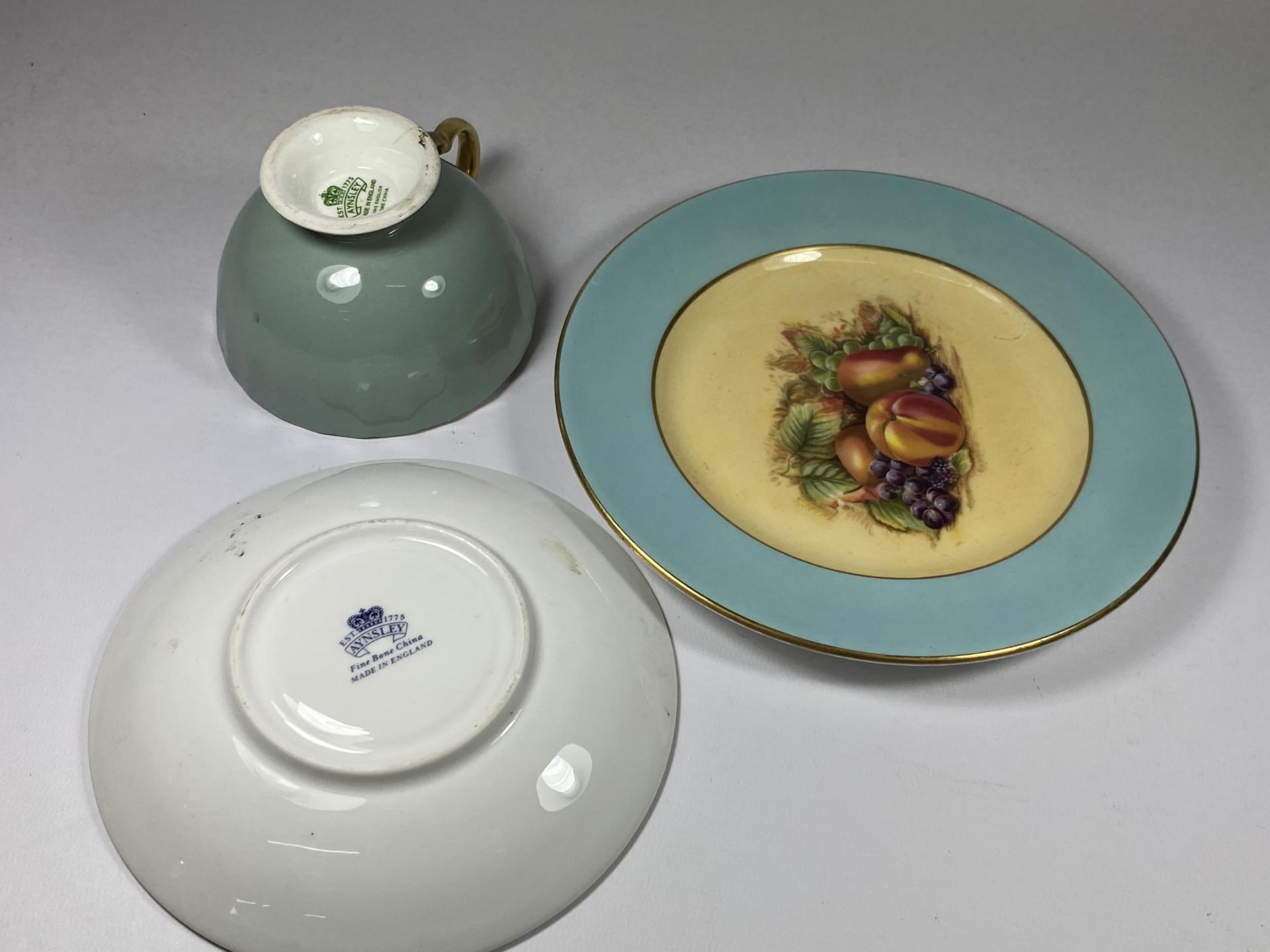 AN AYNSLEY CUP SAUCER AND SIDE PLATE TRIO - Image 2 of 3