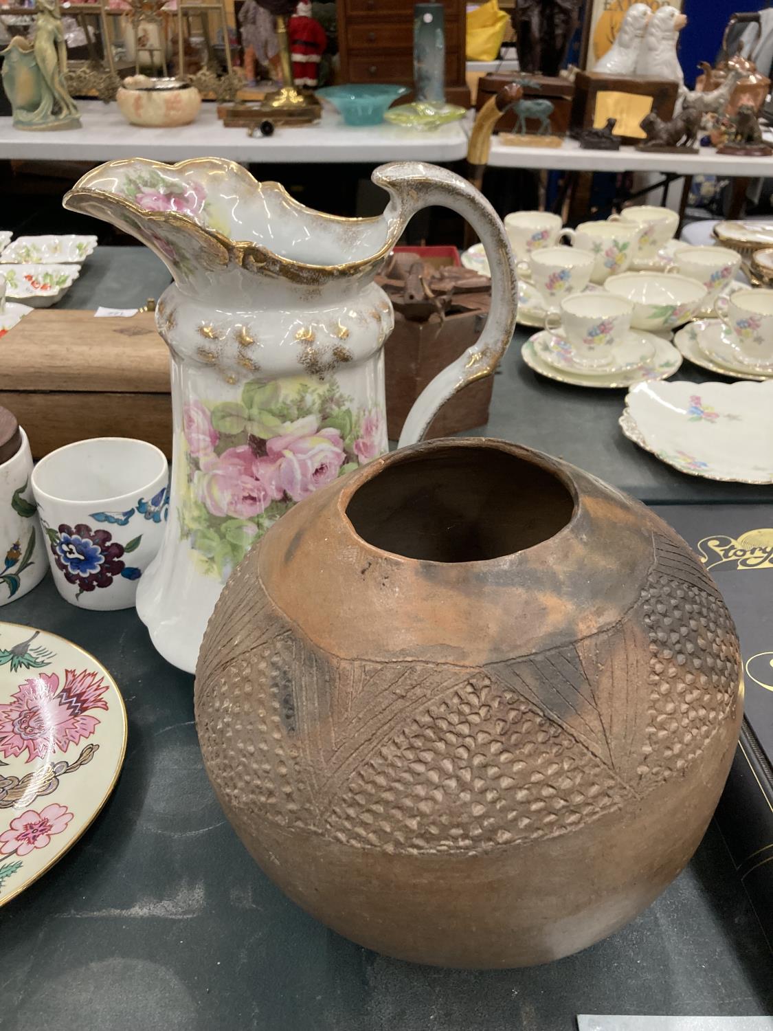 A LARGE VICTORIAN WASH JUG HEIGHT 32CM PLUS A BULBOUS STONEWARE VASE