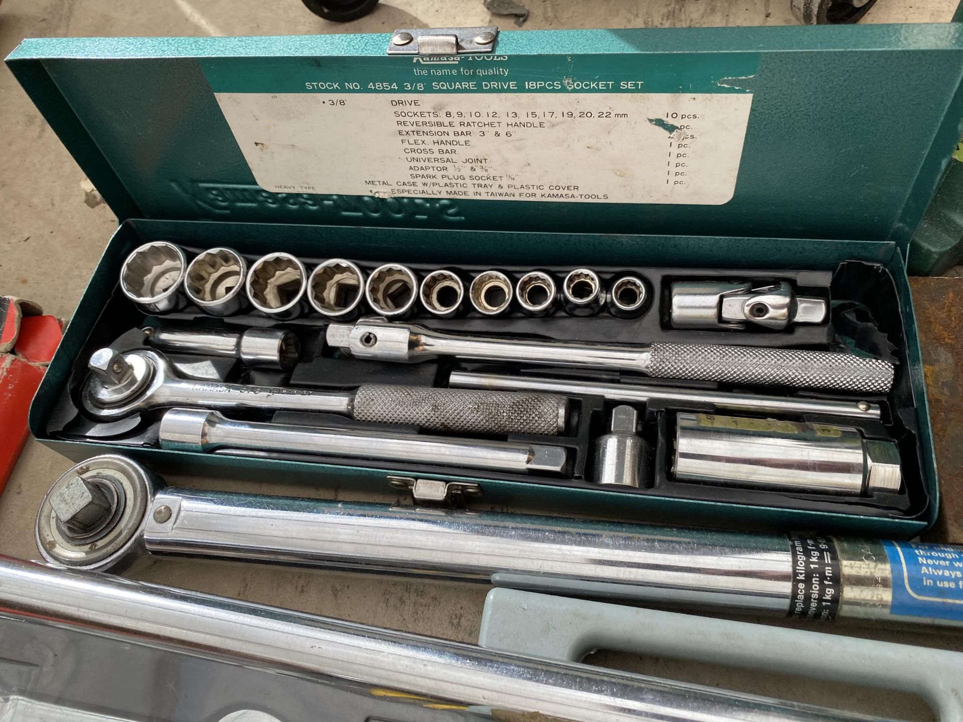 AN ASSORTMENT OF TOOLS TO INCLUDE SPANNERS AND SOCKET SETS ETC - Image 6 of 6